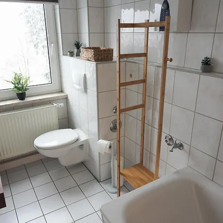 Neu - Familienfreundlich - Fuer Bis Zu 6 Personen Apartment Oberhof  Exterior photo